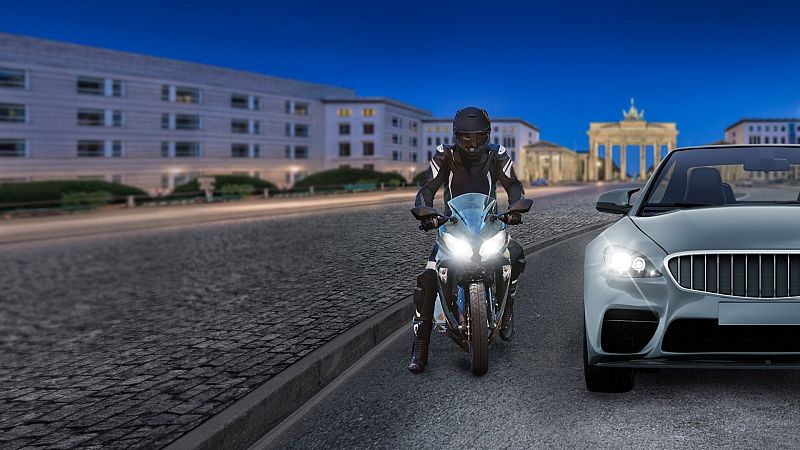 Más cerca - Cambio legal de halógeno a led: Ver mejor y ser visto antes - Escuchar ahora