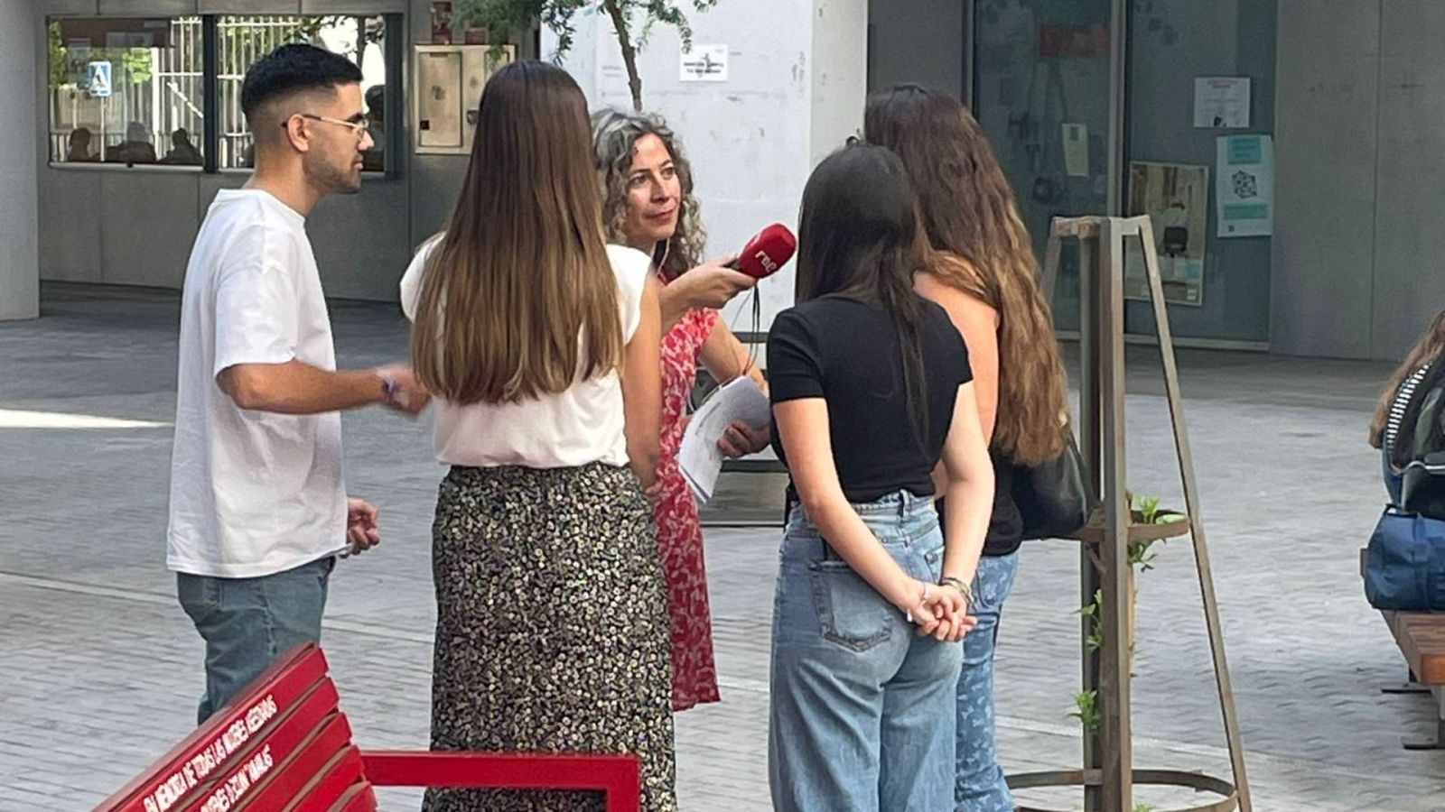 En primera persona - Jornadas de innovación educativa - 21/05/23 - Escuchar ahora