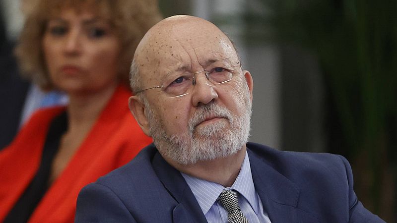 24 horas - Jos� F�lix Tezanos, presidente del CIS: "Estamos viendo una tendencia bipartidista al alza" - Escuchar ahora