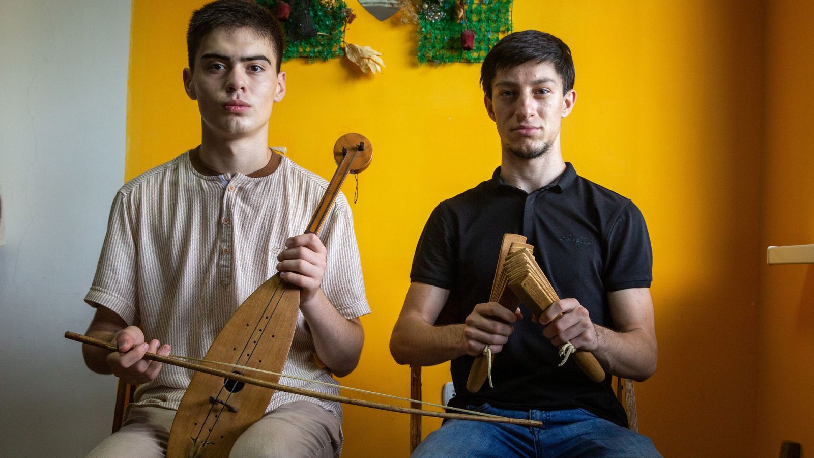 Mil mundos - Antonovka Records - 24/05/23 - escuchar ahora