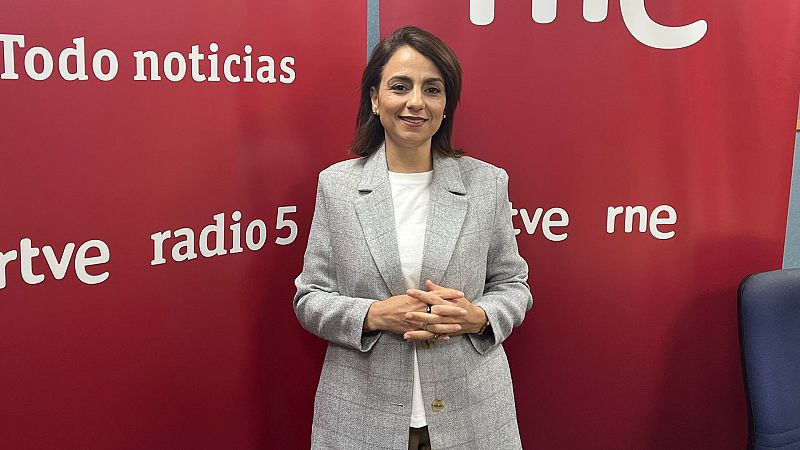 Elecciones 28M - Entrevista a Dunia Almansouri, candidata del CPM a la Presidencia de Melilla  - Escuchar ahora 