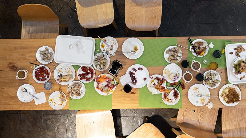 Por tres razones - ¿Tu empresa sabe de cuánto es la multa por tirar alimentos? - Escuchar ahora