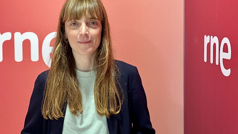 Las tardes de RNE - Elena Trap� nos presenta 'Els encantats' - Escuchar ahora