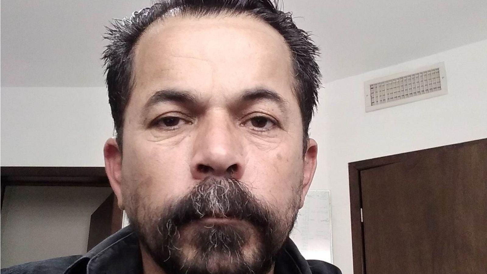 Mi gramo de locura - Fernando el mexicano - 02/06/2023 - Escuchar ahora