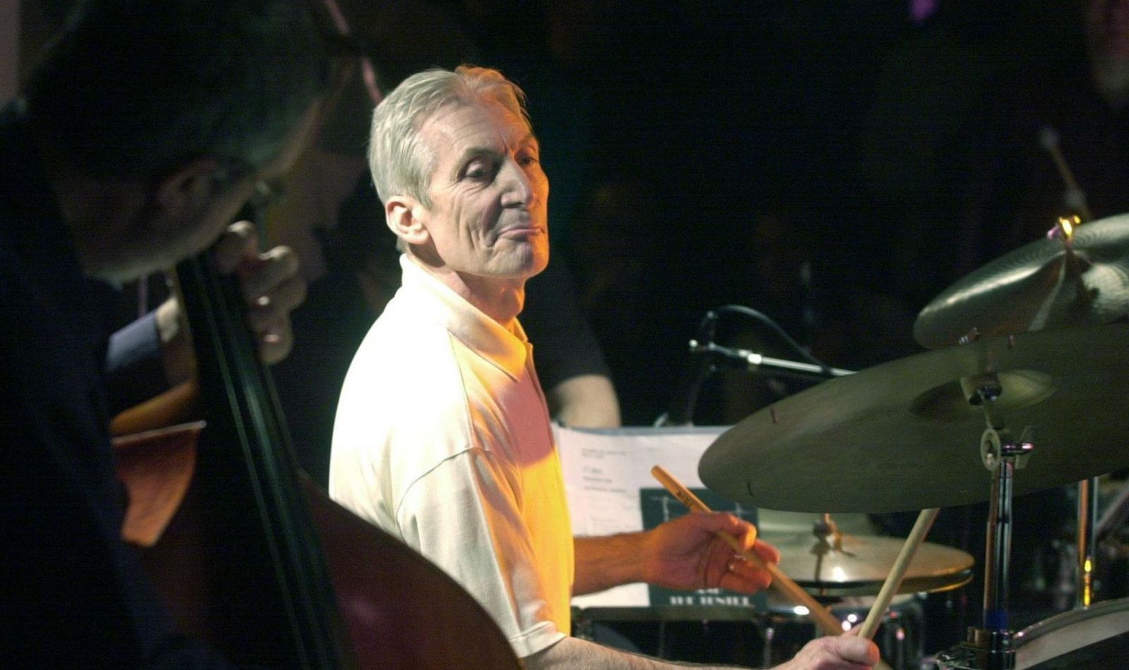Silueteados - Charlie Watts - escuchar ahora