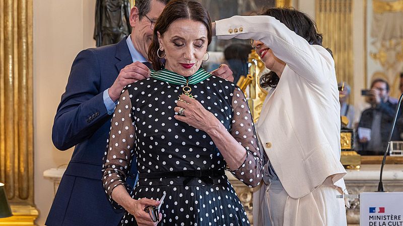 24 horas - Luz Casal: "No me considero modesta. Mi mayor suerte es mi inconformismo" - Escuchar ahora