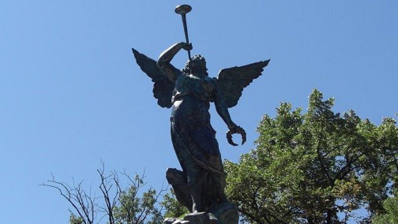 Poesía Exterior - Los poetas y madrileños vertederos de la fama (II) - 08/06/23 - escuchar ahora