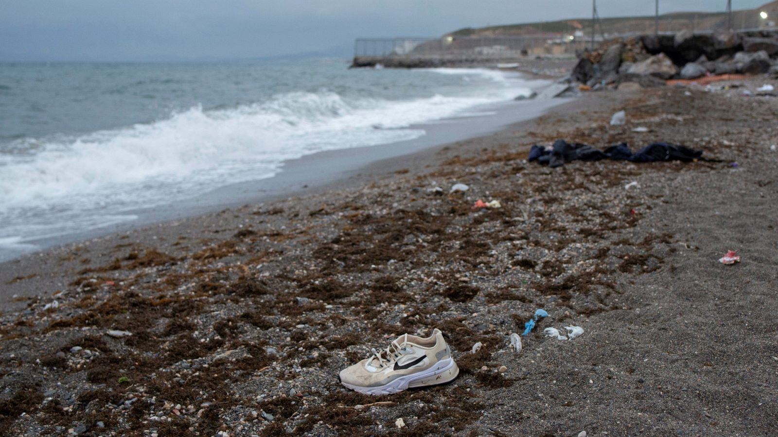Más cerca - CEAR: "Las vías legales de entrada no existen en la práctica" - Escuchar ahora