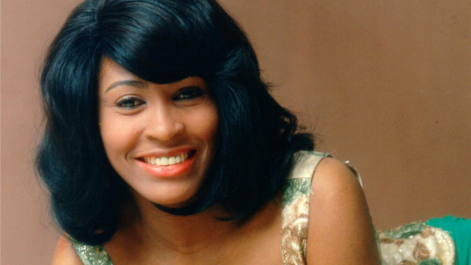 Píntalo de negro (76) - Los mejores discos de Tina Tuner - 06/06/23 - Escuchar ahora