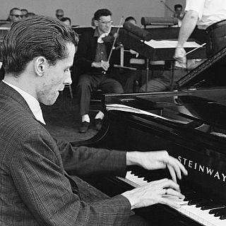 A través de un espejo