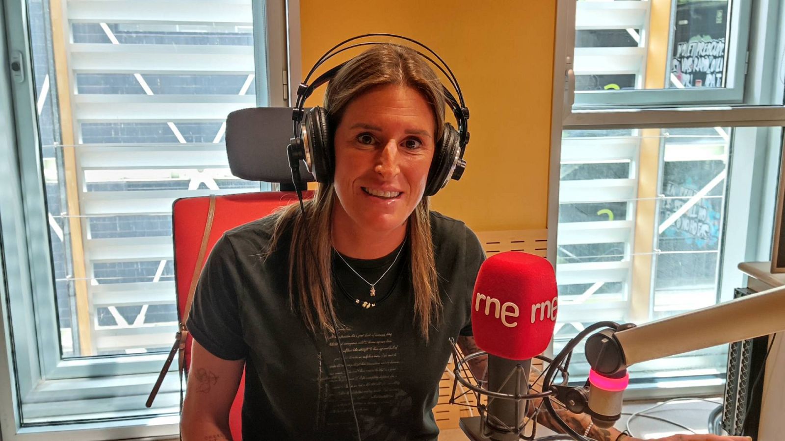 Con ellas Mujeres - Adriana Martín Santamaría: la Alexia Putellas de los 80 - 11/06/23 - Escuchar ahora