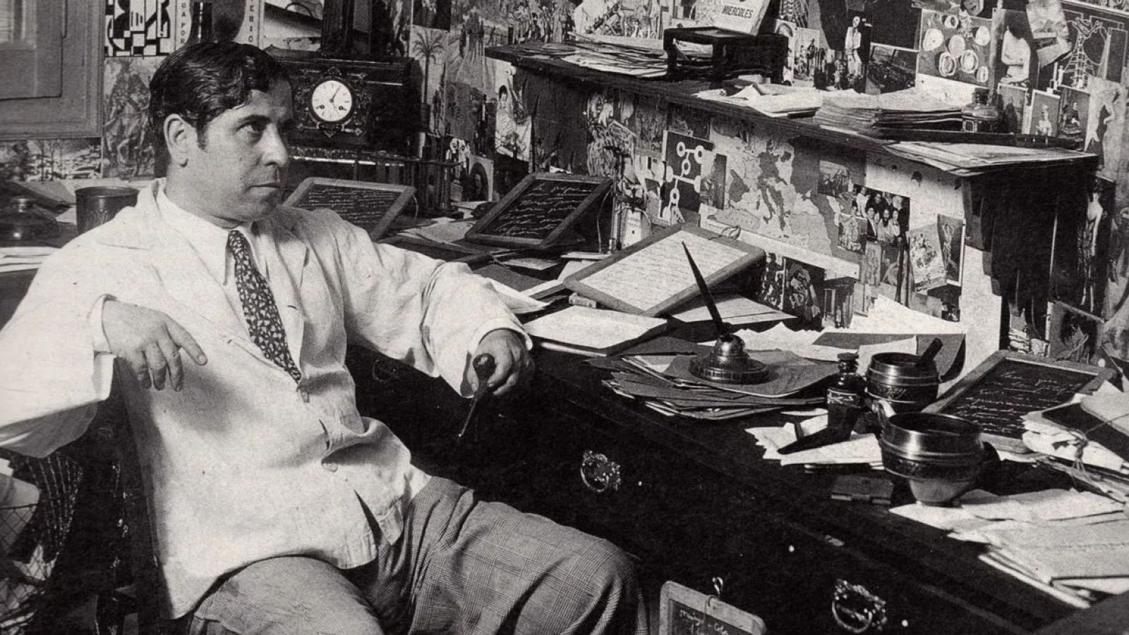 Longitud de onda - El usar mucho los auriculares tiñe la cabeza de música - 08/06/23 - escuchar ahora