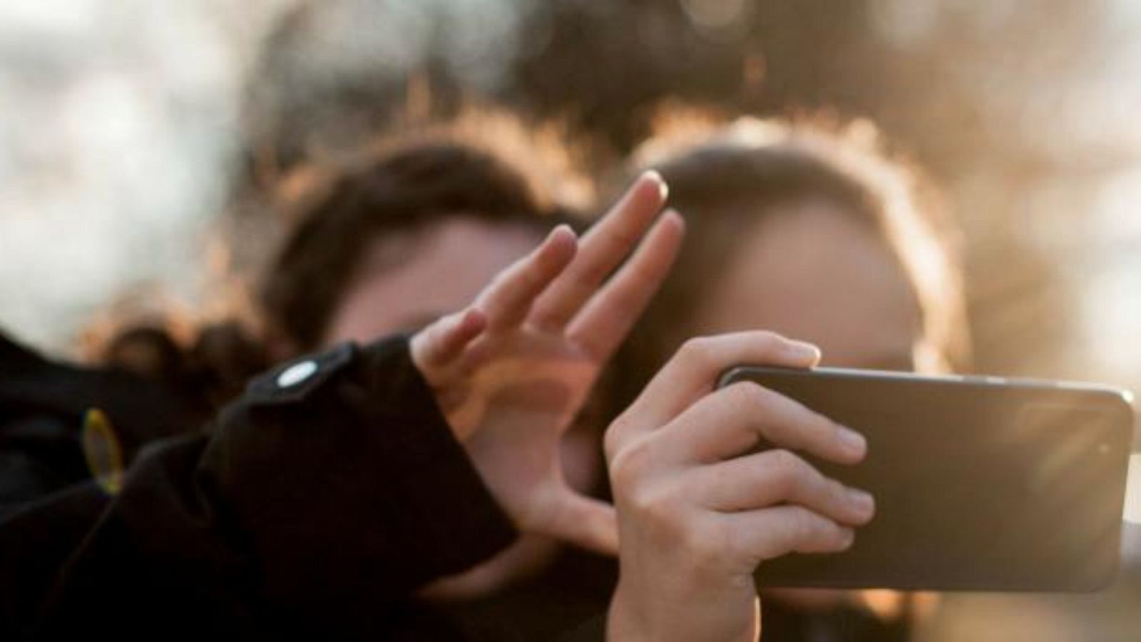 Protegemos tu privacidad - Configura tu privacidad en Whatsapp - 09/06/23 - Escuchar ahora