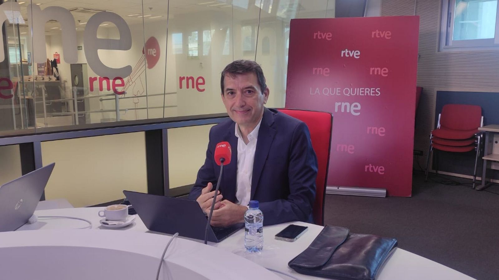 Las Mañanas de RNE - Rafael Doménech (BBVA Research): "Pensamos que el BCE no bajará los tipos hasta la segunda mitad de 2024" - Escuchar ahora