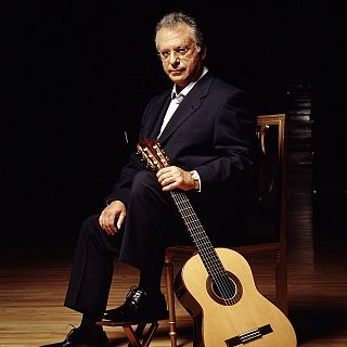 A través de un espejo