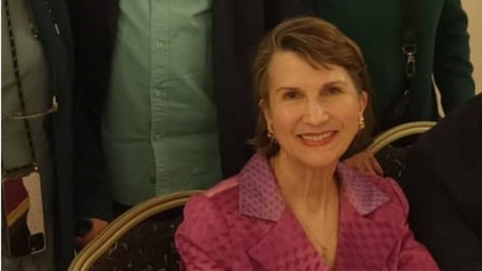 Cuaderno mayor - Asunción Valdés y su biografía de Carmen de Burgos - 18/06/23 - Escuchar ahora