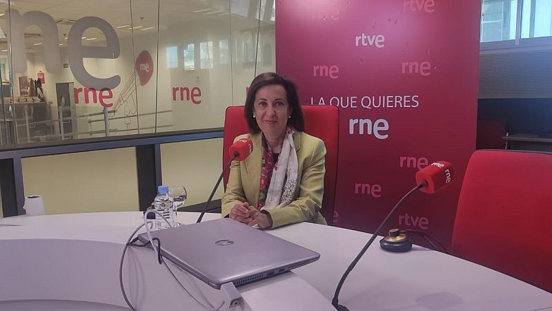 Las mañanas de RNE - Margarita Robles, ministra de Defensa: "Feijóo ha dejado claro que aspira a un Gobierno de coalición PP-Vox" - Escuchar ahora