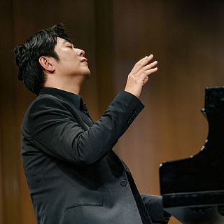 A través de un espejo