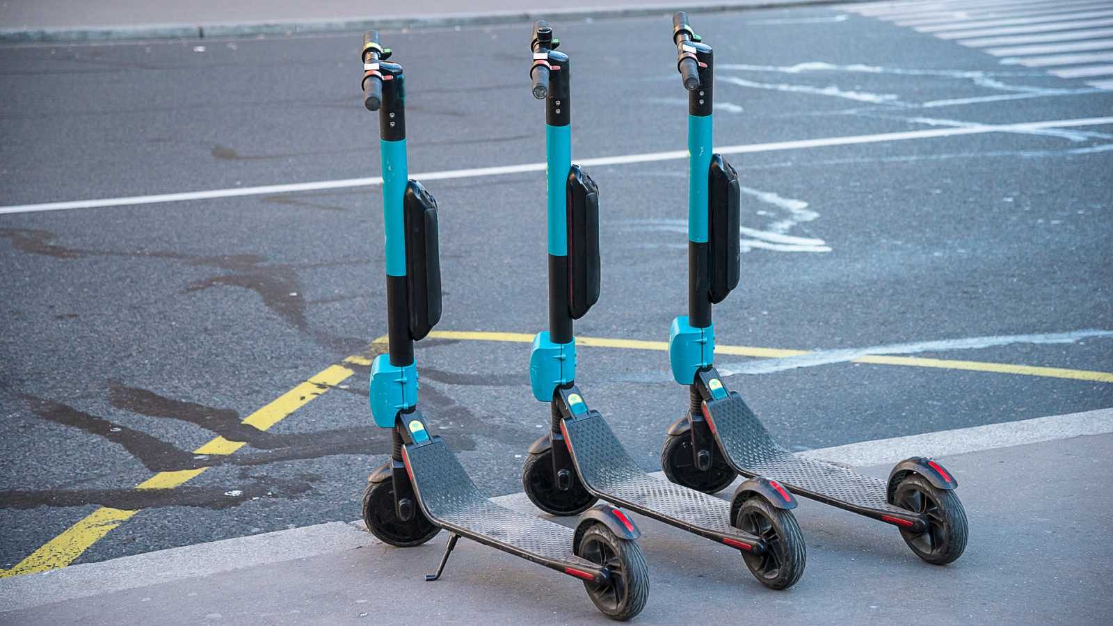 Trànsit impulsa la regulació dels patinets elèctrics