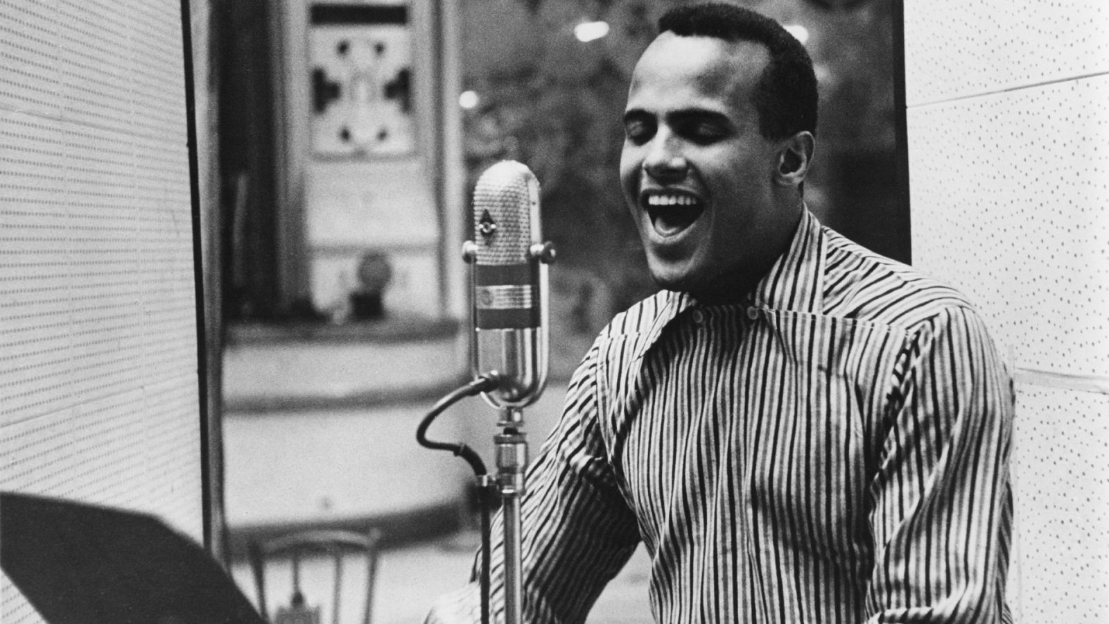 Píntalo de negro - Harry Belafonte - 20/06/23 - Escuchar ahora