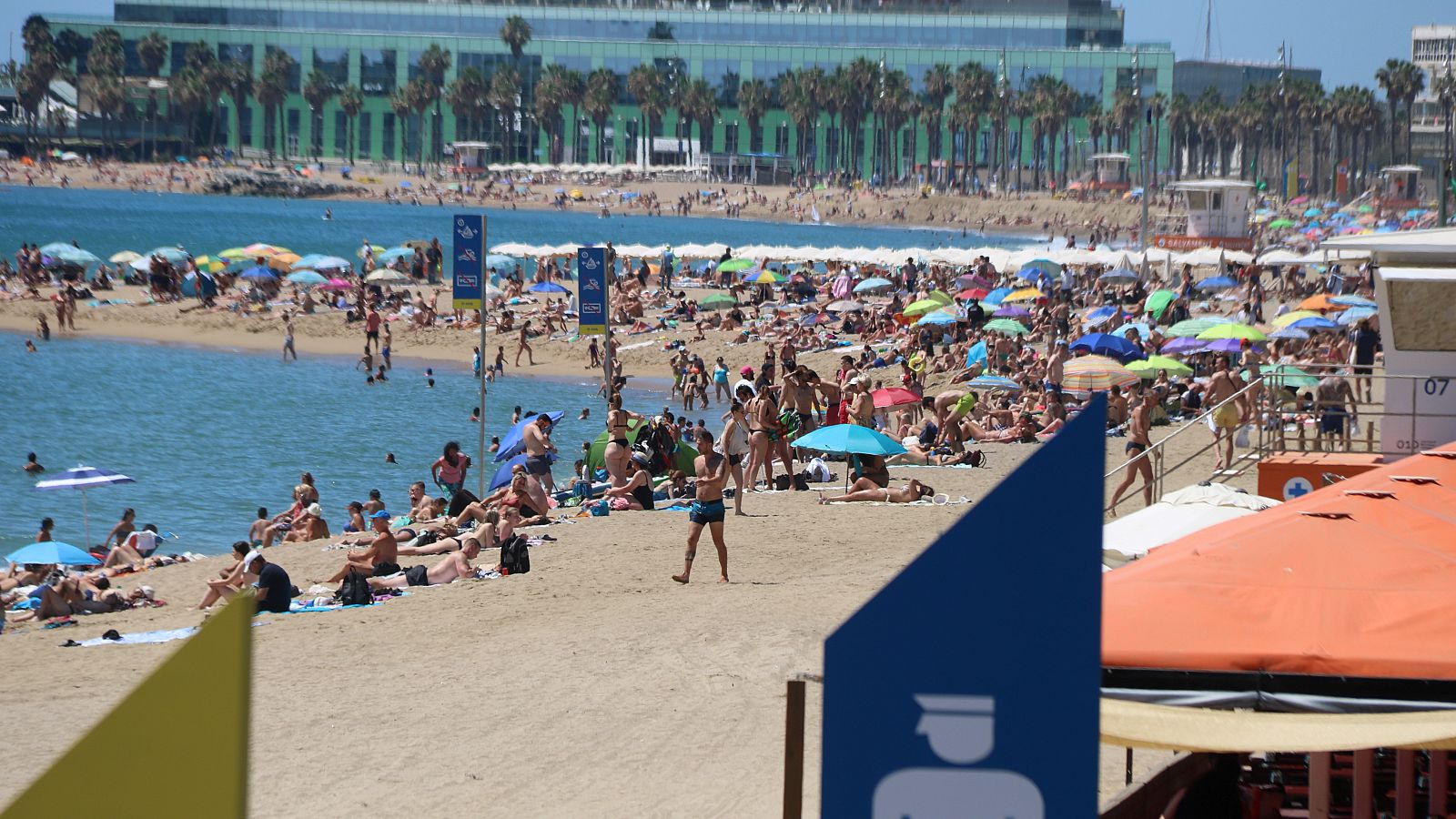 L'Ajuntament de Barcelona preveu una revetlla de Sant Joan amb una alta mobilitat