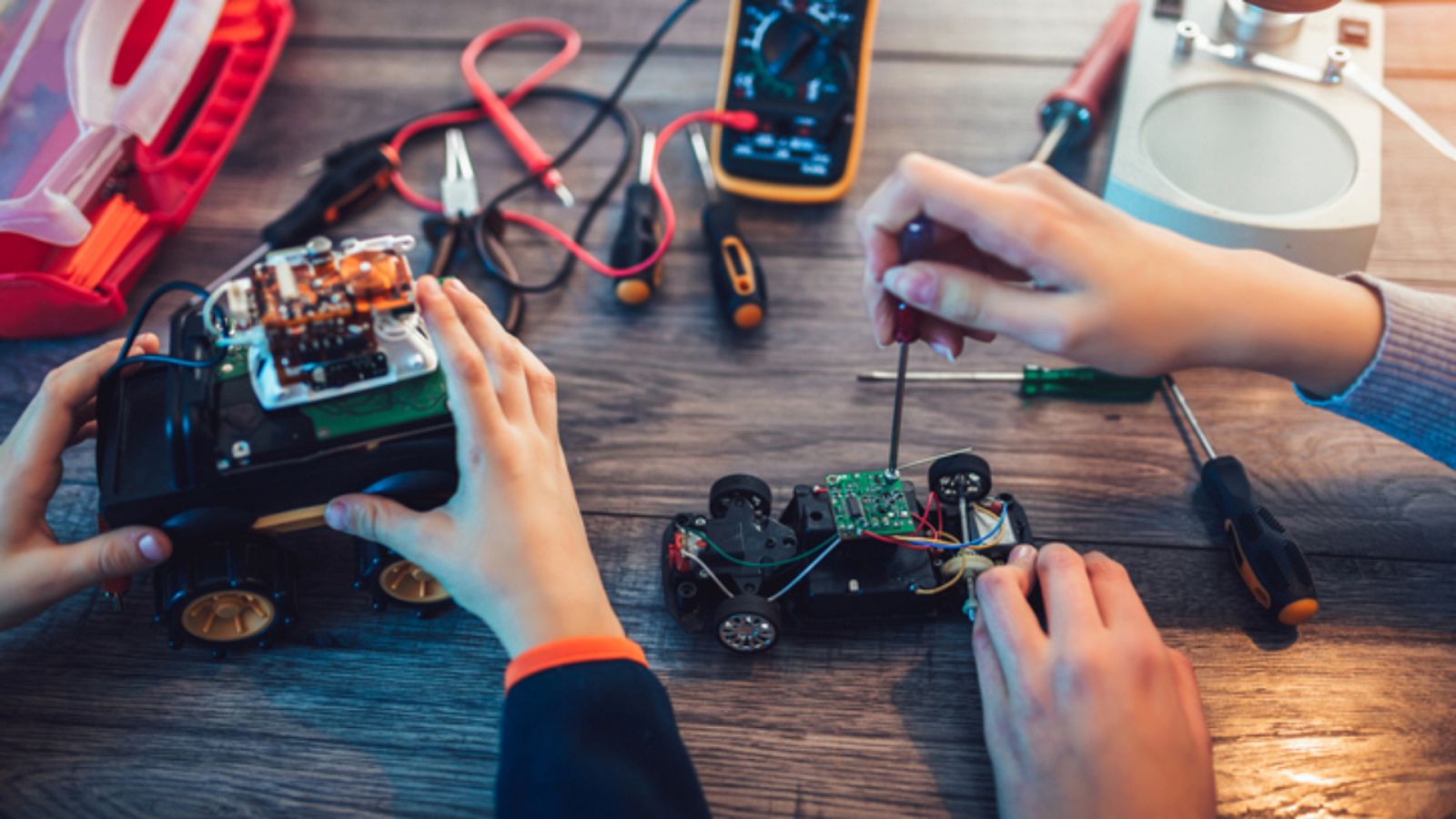 Seguridad del internauta - Juguetes tecnológicos - 22/06/23 - Escuchar ahora