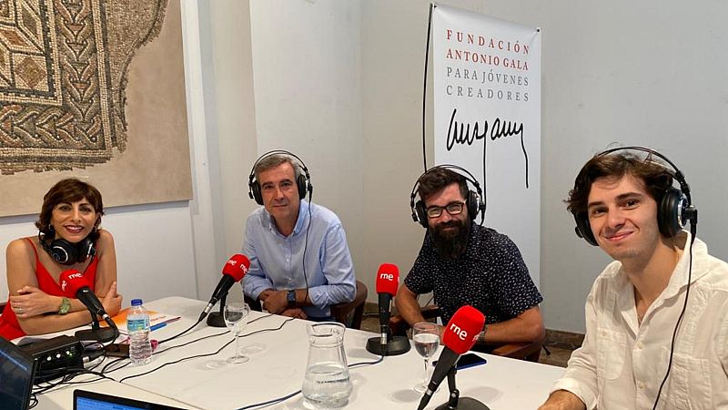 Por tres razones - Visitamos la Fundaci�n Antonio Gala, donde yacen sus cenizas - 22/06/23 - Escuchar ahora