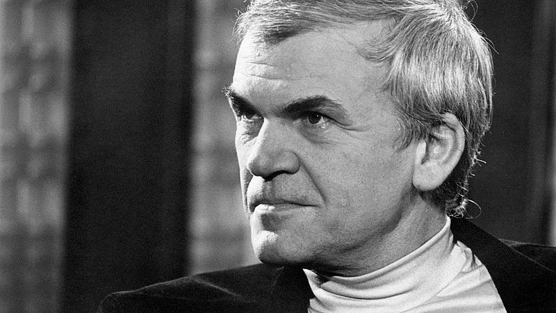 Por las fronteras de Europa - Milan Kundera: autobiografía de un novelista - Escuchar ahora