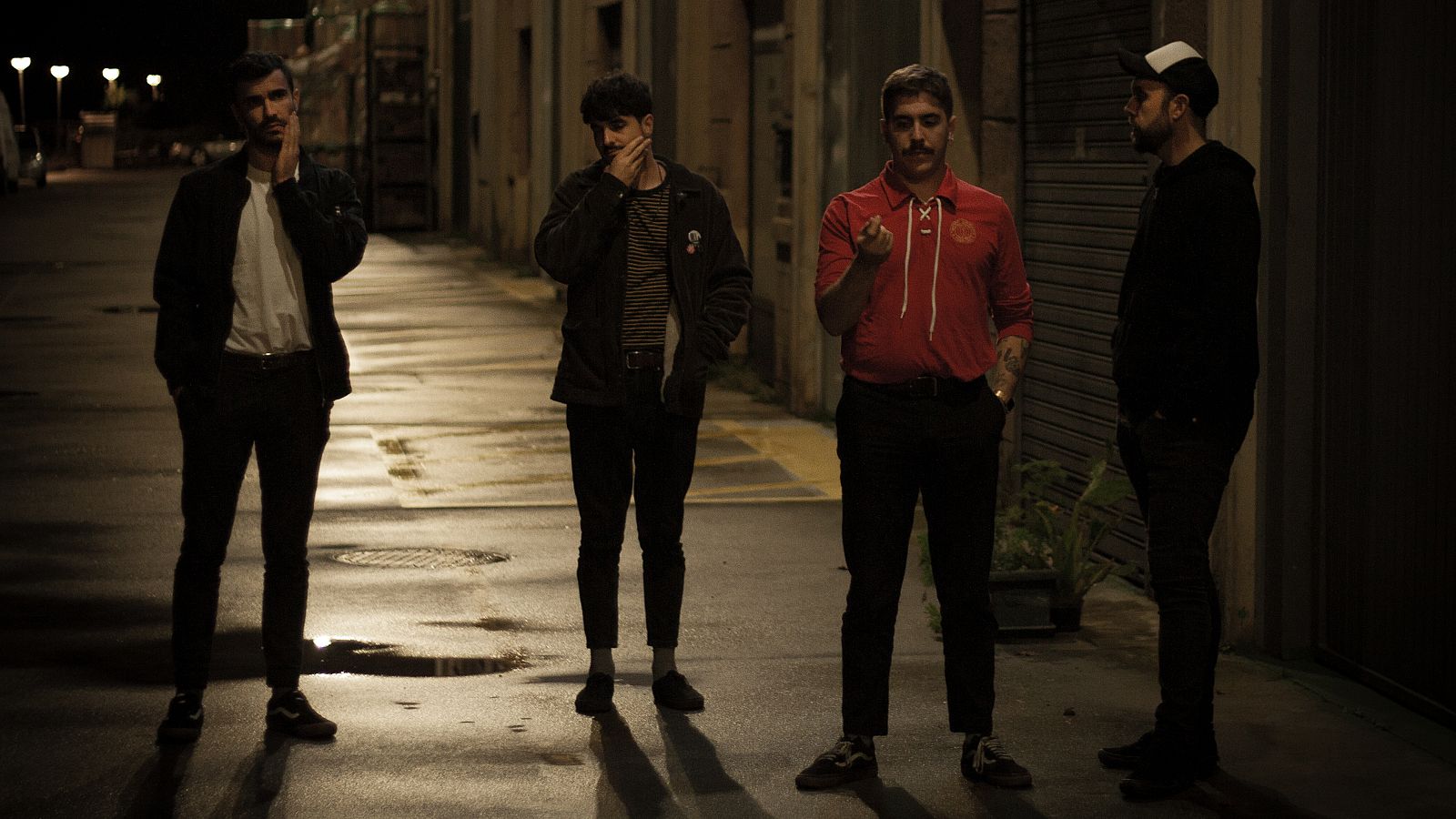 Ezpalak - Modern Times Rock `N roll (Queen)