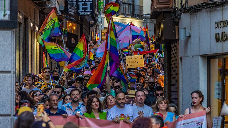 Las Mañanas de RNE - Aumentan los delitos de odio contra el colectivo LGTBI+ - Escuchar ahora