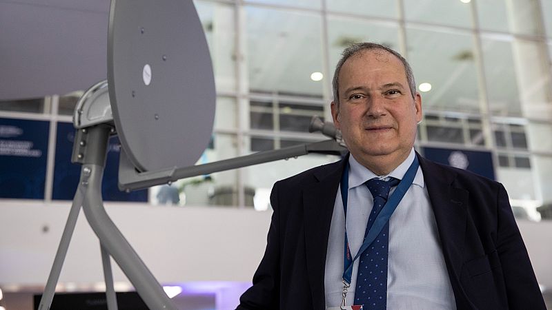 Las Mañanas de RNE con Íñigo Alfonso - Hispasat presenta el Programa Único-Demanda Rural con el objetivo de garantizar acceso a Internet de manera universal - Escuchar ahora