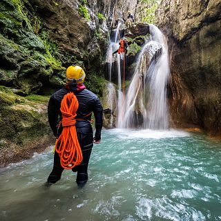 "Descens d'engorjats o barranquisme" 