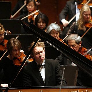 A través de un espejo