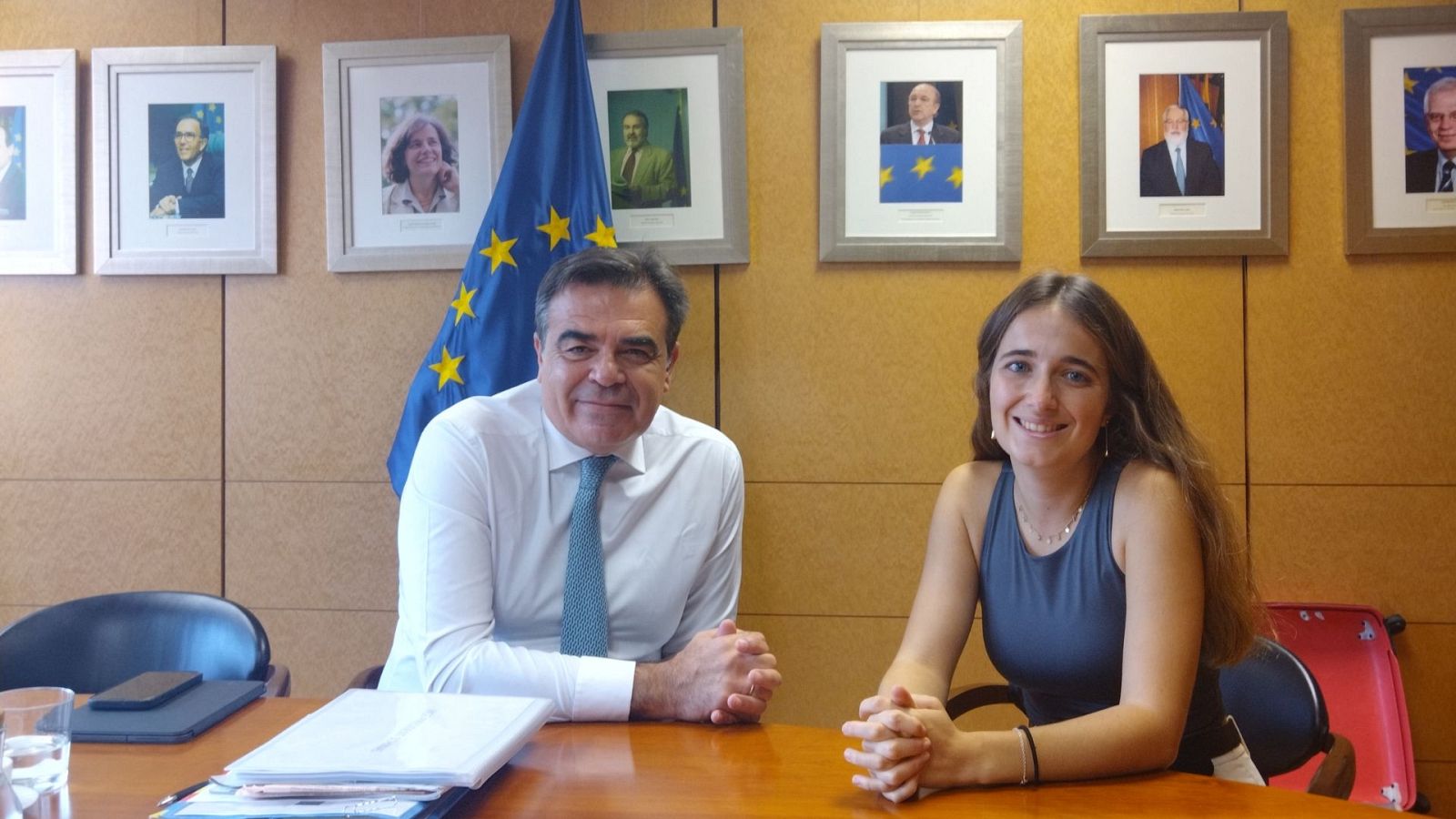Hablamos de Salud Mental - Margaritis Schinas: "Europa ha captado la importancia de la salud mental y vamos a intentar ponerlo en el corazón de nuestras políticas" - Escuchar ahora 