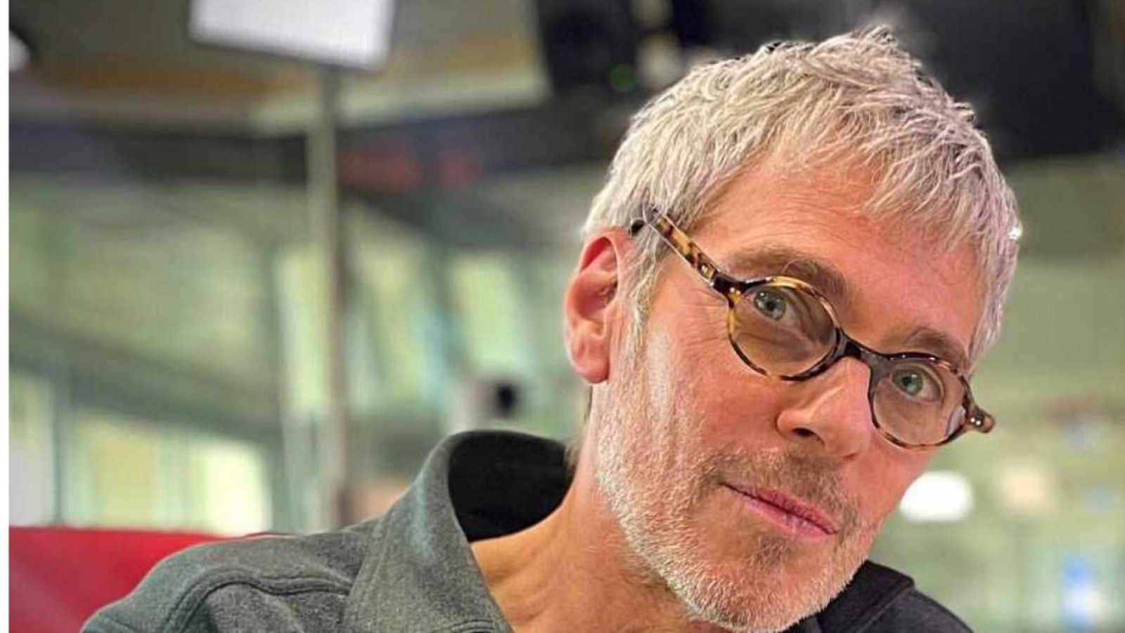 Rebobinando - Ariel Rot - Debajo del puente - 09/07/23 - Escuchar ahora