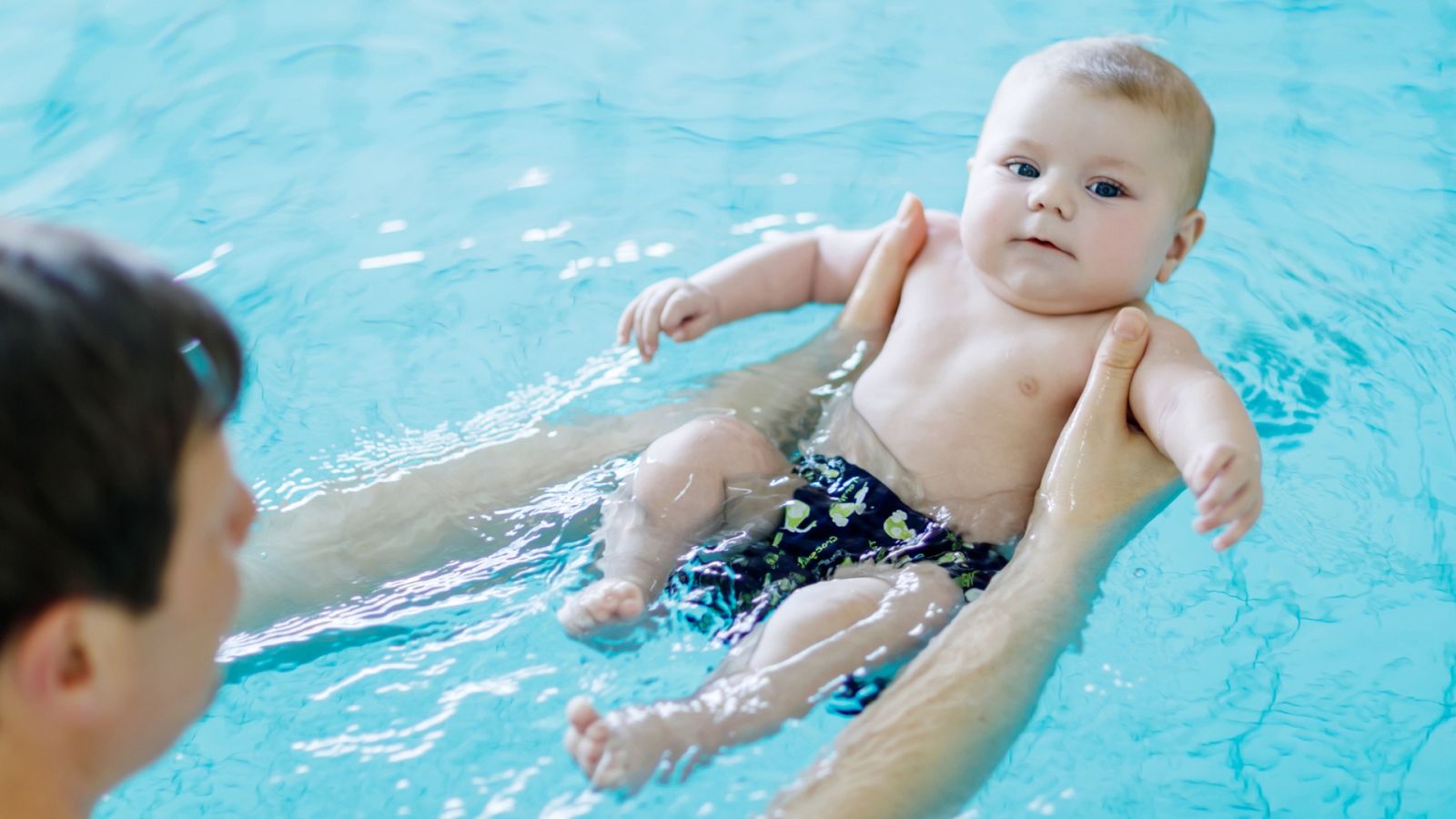 A l'aigua, des de que neixen