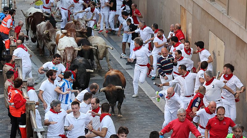 Sanfermnes en RNE - Cuarto encierro de los Sanfermines 2023 - Escuchar ahora