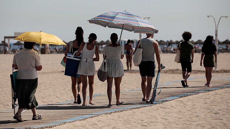 Ola de calor en las playas de Valencia 10/07/2023 - escuchar ahora