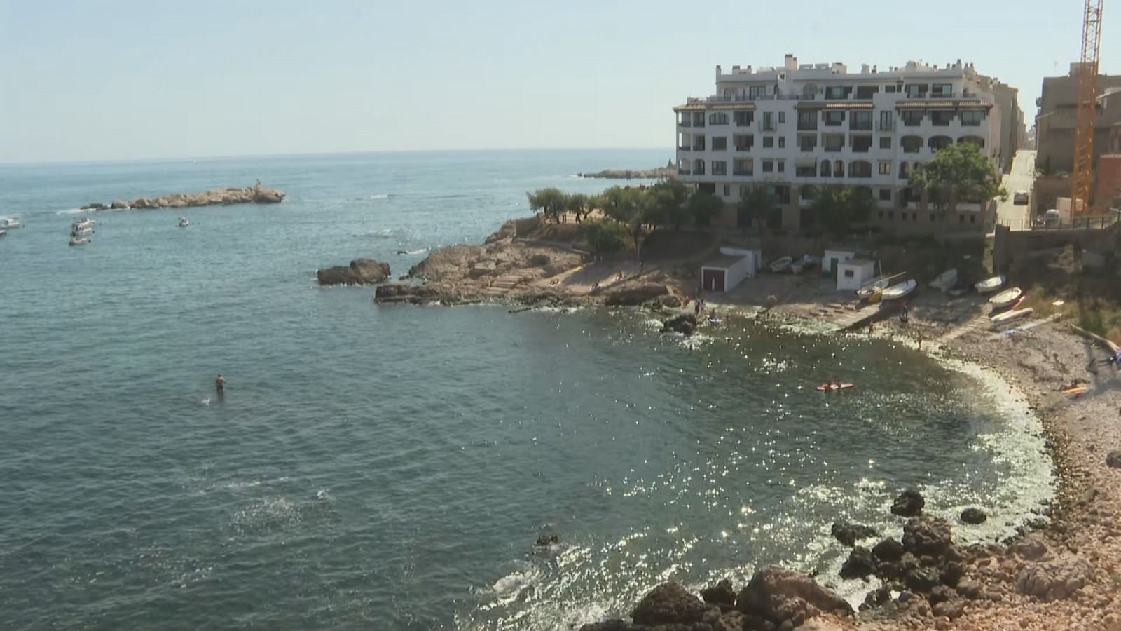 Protecció Civil demana extremar la precaució a la platja si hi ha bandera groga