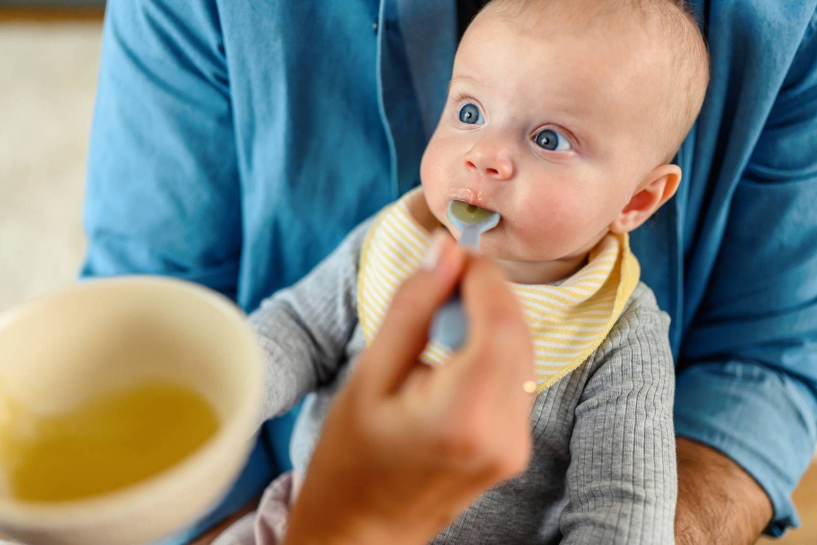 Jugando con la oca. Observar, controlar, actuar - La alimentación en los bebés -  12/07/23 - Escuchar ahora