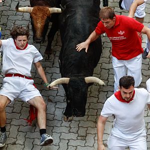 Sanfermines en RNE - Las Mañanas de RNE - Sexto encierro de los Sanfermines 2023 - Escuchar ahora