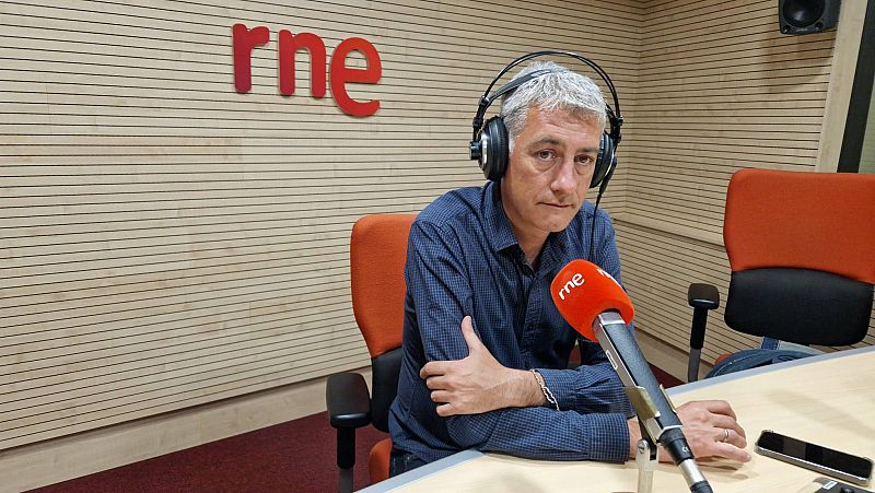 Las Mañanas de RNE - Oskar Matute (EH-Bildu): "Ni por activa ni por pasiva vamos a permitir que la ultraderecha llegue al poder" - Escuchar ahora