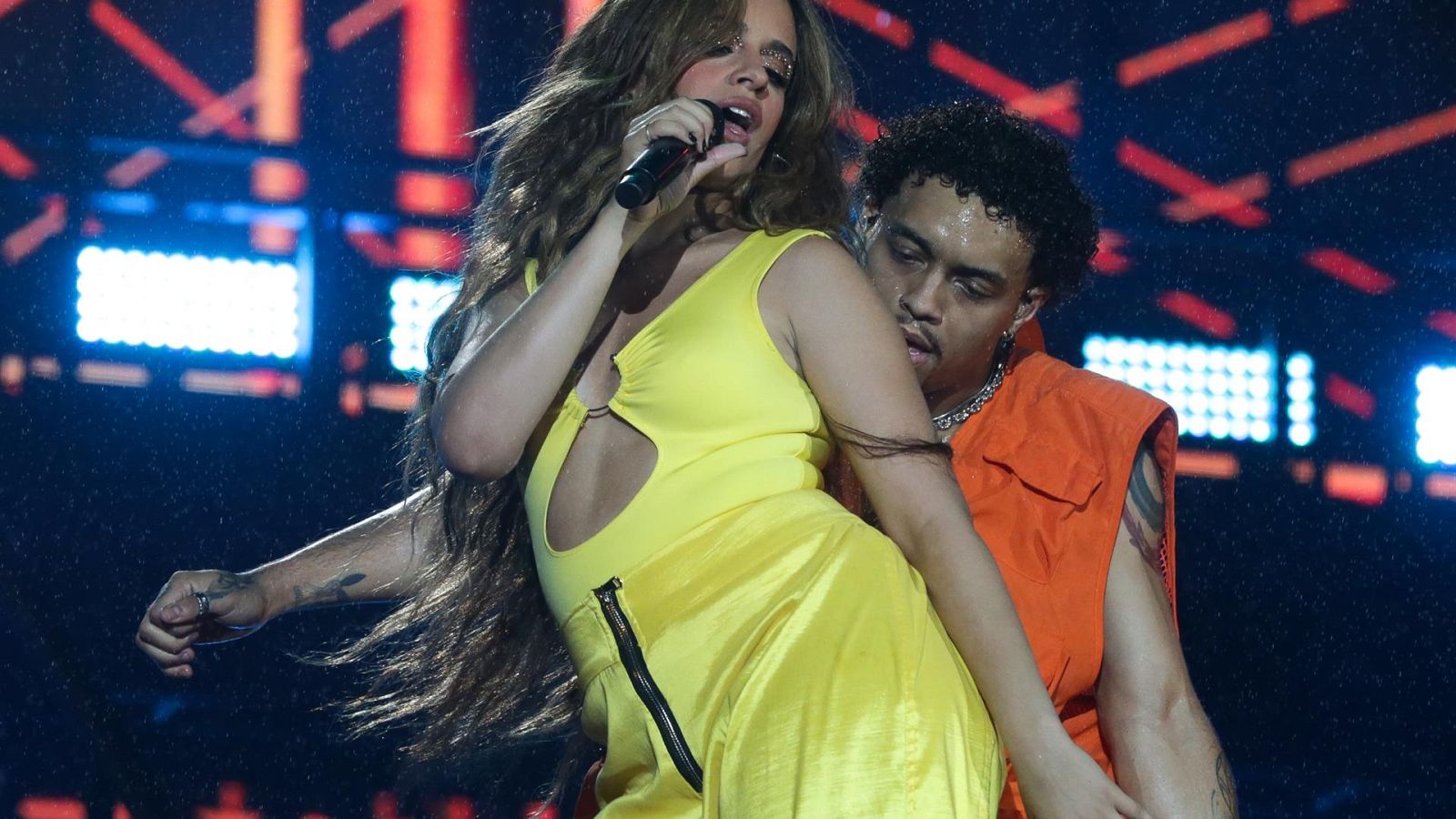 Rebobinando - Camila Cabello, "Havana" - 17/07/23 - escuchar ahora