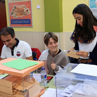 Las mañanas de RNE - Agustín Ruiz Robledo: \"No vale quitarnos nuestro deber de ciudadanos\" - Escuchar ahora