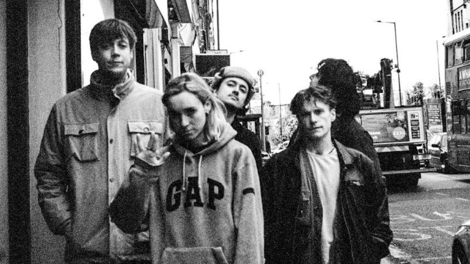 Bandeja de entrada - Sorry, Stephen Steinbrink, Molly Burch, Colet - 20/07/23 - escuchar ahora