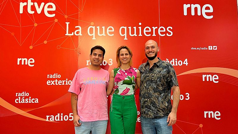 La sala - Iria Ares (Estudo Momento), Enrique Montero (Oniria Teatro) y Santiago Molina (Suerte Guapa Producciones) - 22/07/23 - Escuchar ahora