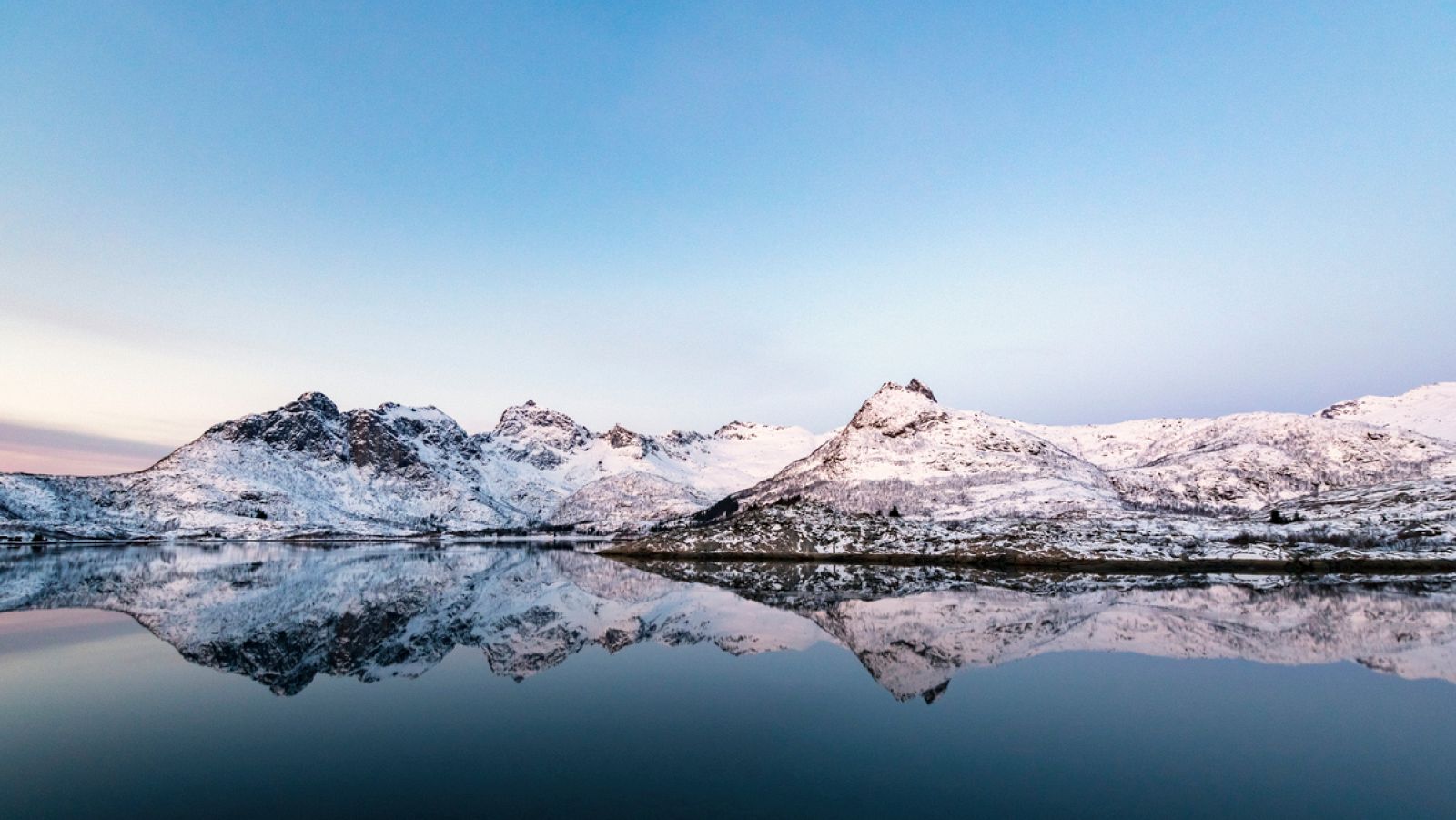 Reflejos en el agua - Vivaldi por Il Giardino Armonico - 28/07/23 - escuchar ahora