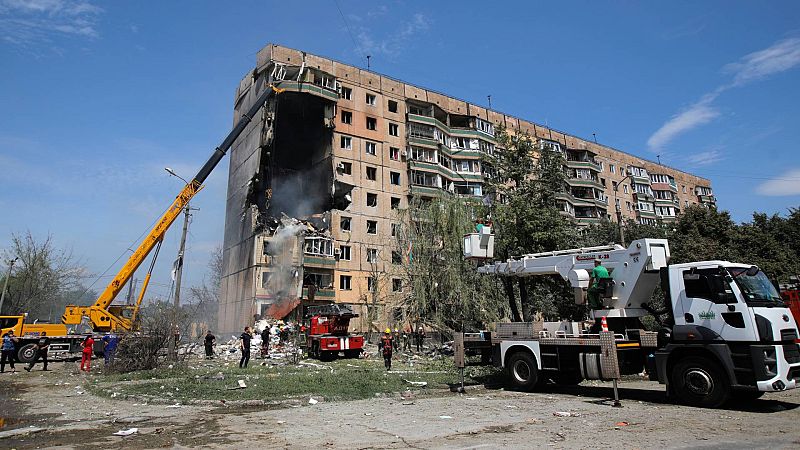 Cinco continentes - La opinión pública europea en el conflicto de Ucrania - Escuchar ahora