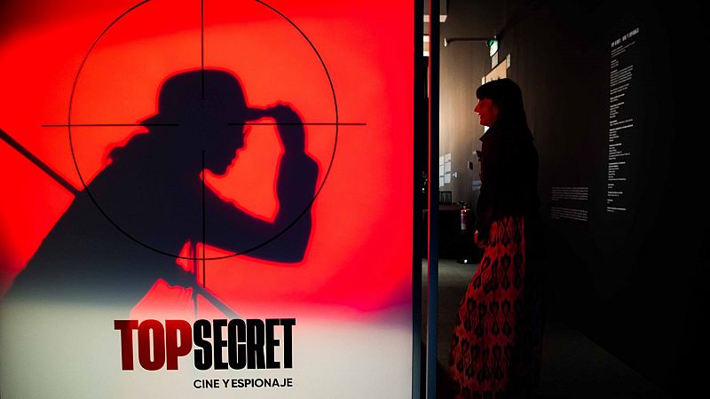 El ojo crítico - Mery Cuesta y 'Top Secret' en Caixa Forum - Escuchar ahora