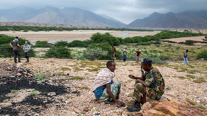 Cinco Continentes - La historia de Somalia, en un libro - Escuchar ahora
